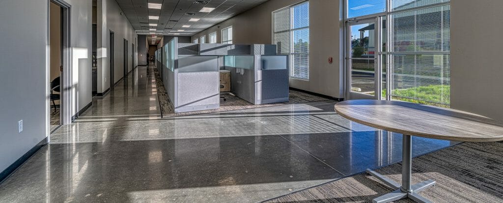 Cantrell•Gainco 4 Cantrell•Gainco 4