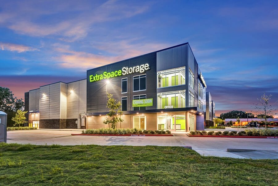 Self Storage Facility in Houston, TX - front of building - self storage construction project
