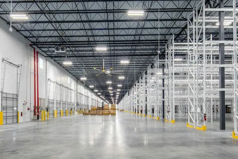 Grainger-4-900x604 Optimized Image Grainger Warehouse | Warehouse Construction | Design-build projects | ARCO DB | ARCO Design Build | ARCO Design/Build